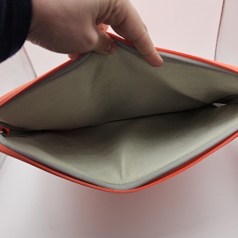 Mosiso laptop sleeve in Coral for 13-14 inch laptop - Picture 3 of 4